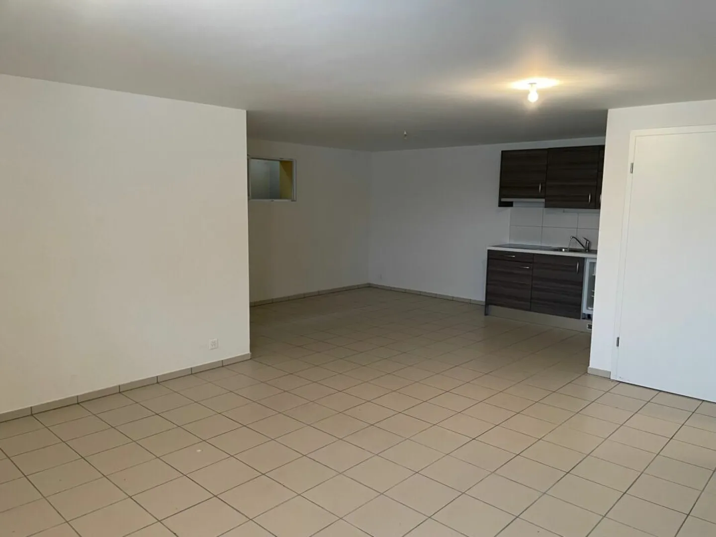 Büro von 45m² in der Gemeinde Rossens zu verkaufen - Foto 5 von 7