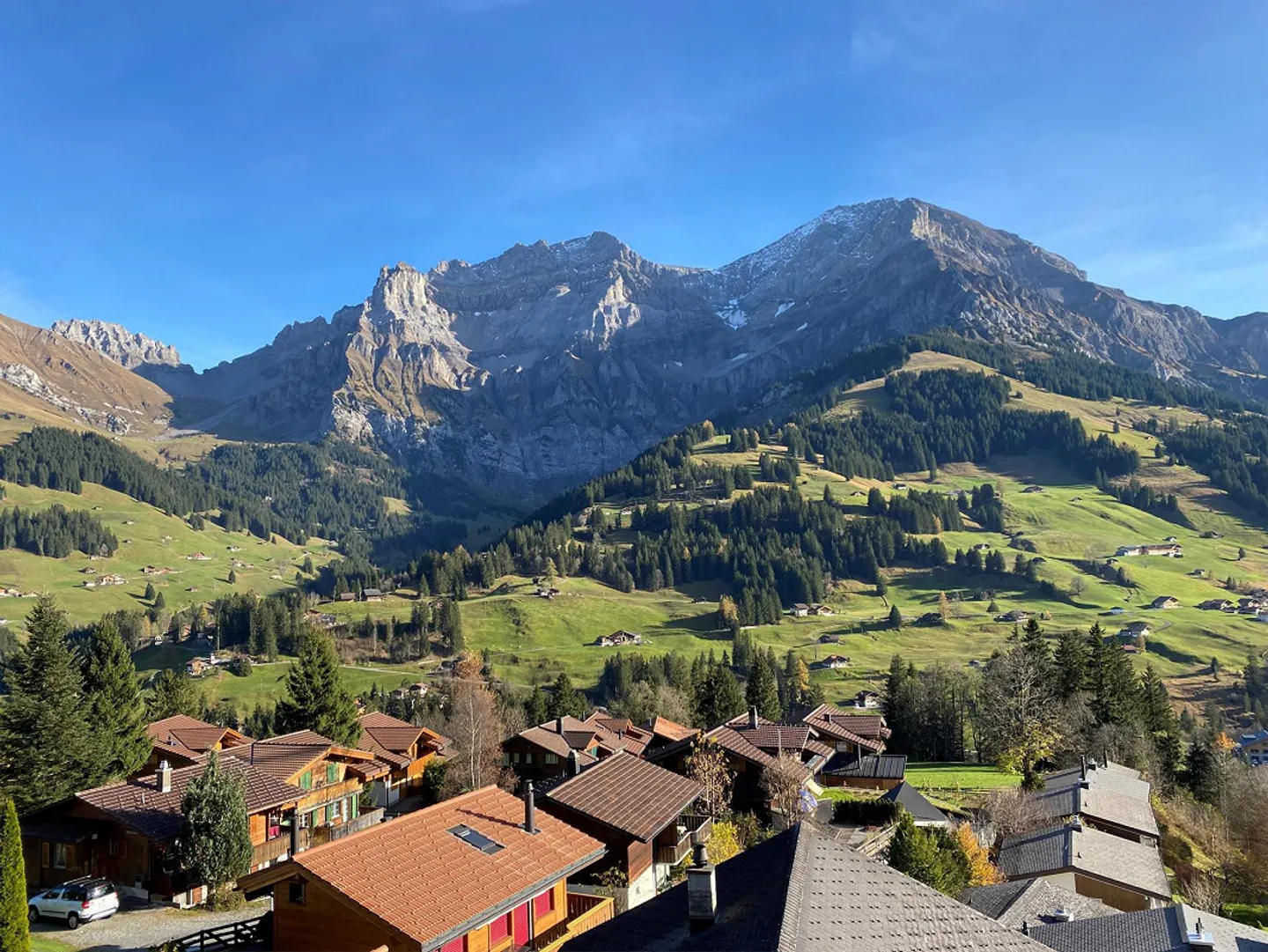 Appartamento 3 locali di fronte al panorama montano con vista sulla valle - Foto 1 di 9