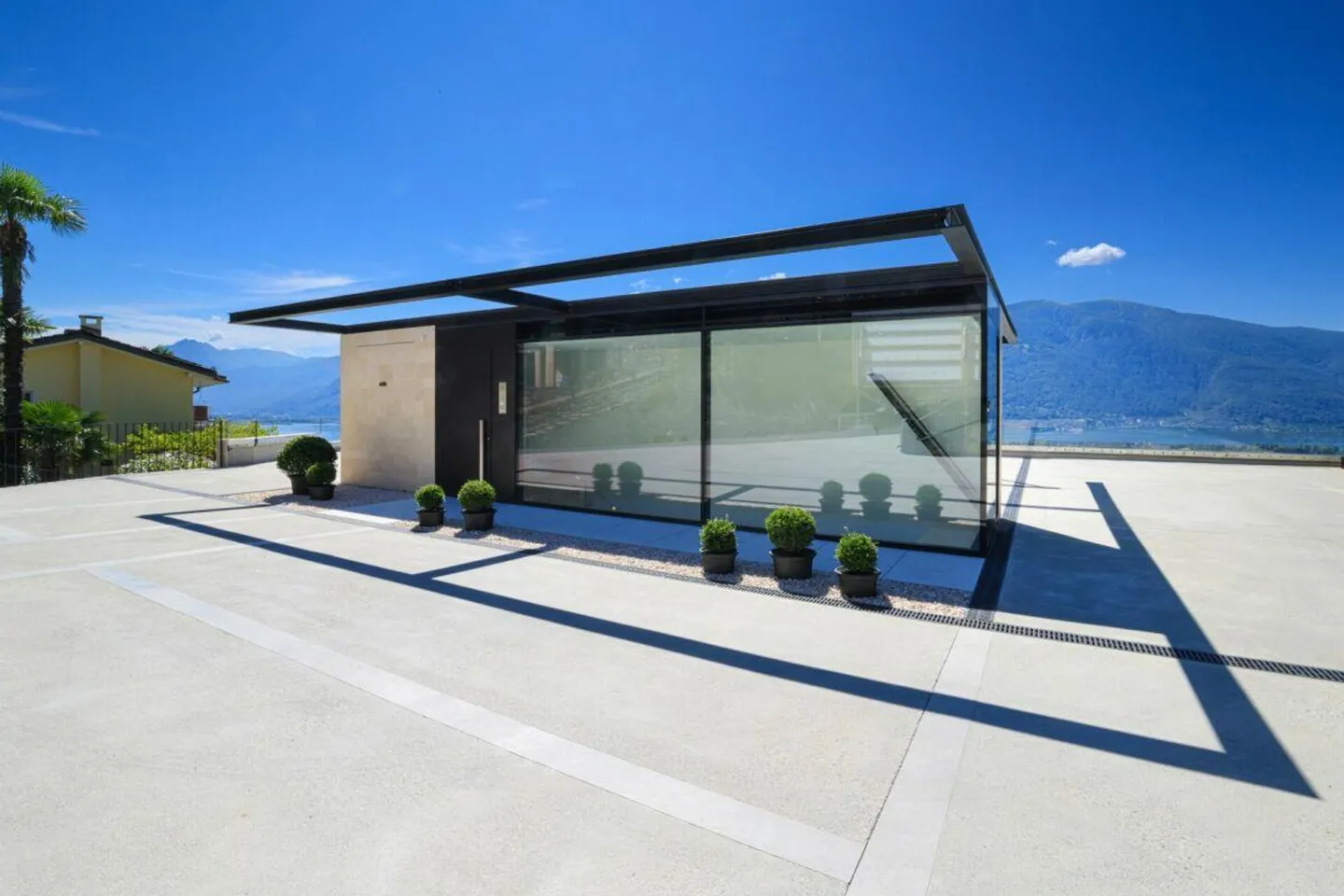 LOCARNO MONTI - Luxurious apartment with lake view - Photo 4 of 9