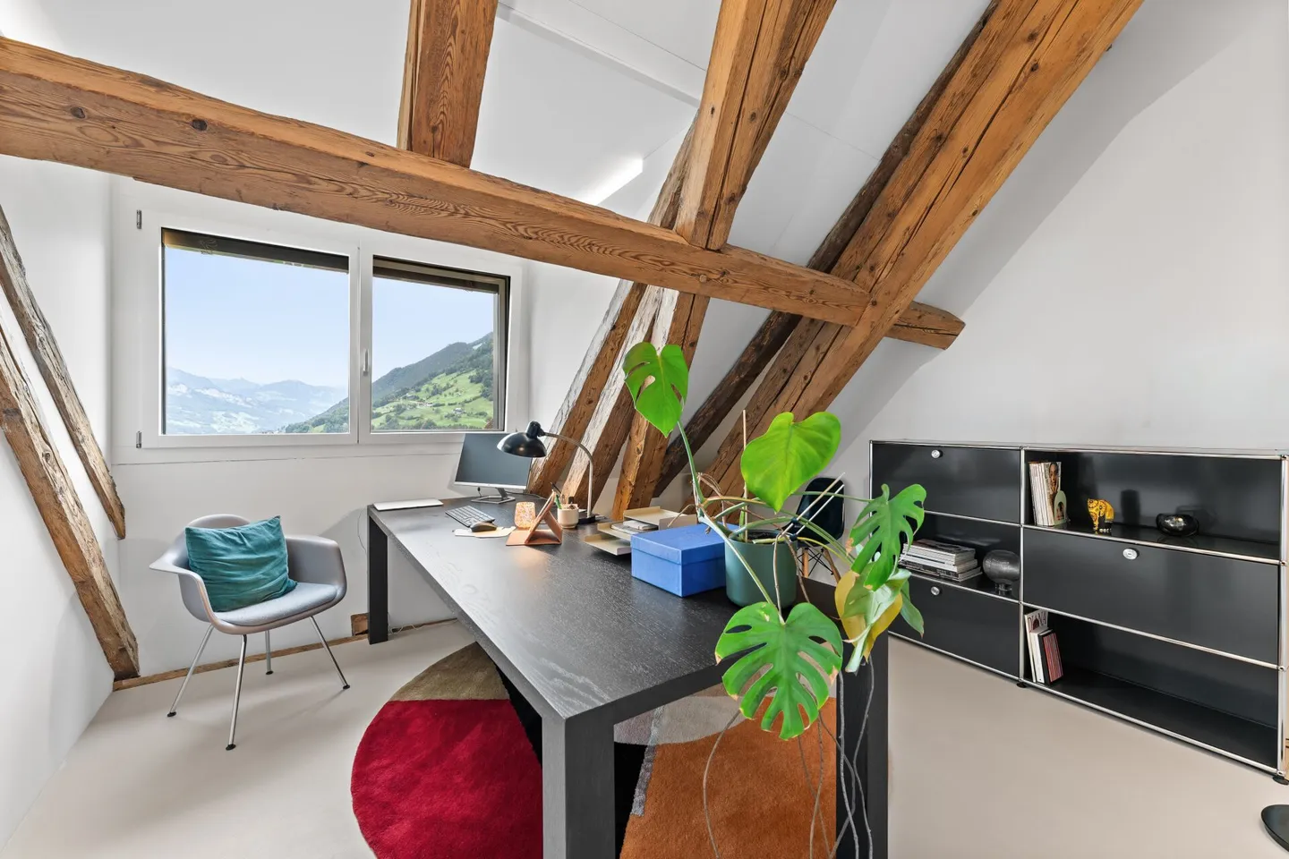 Appartamento attico elegante con vista sui Mythen, sul lago e sul verde lussureggiante - Foto 14 di 17
