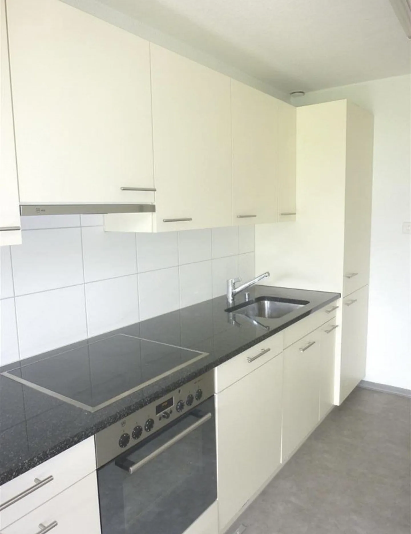 3.5 Room Apartment Directly at the University of St. Gallen HSG - Photo 5 of 8