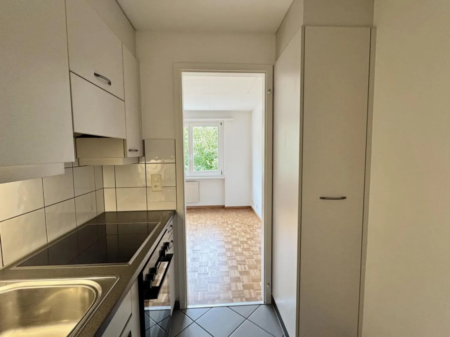 Vivere centralmente nel quartiere di St. Karli! - Foto 4 di 6