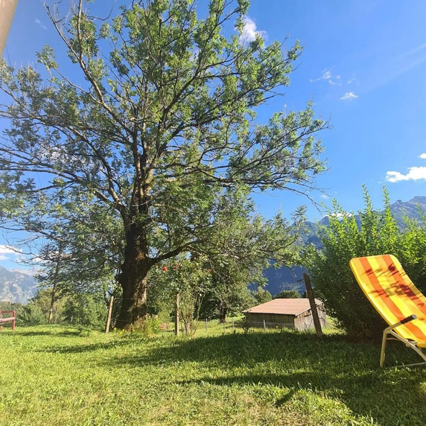 4-Room Chalet with 2 Room Apartment, Garden, Very Quiet... - Photo 21 of 35