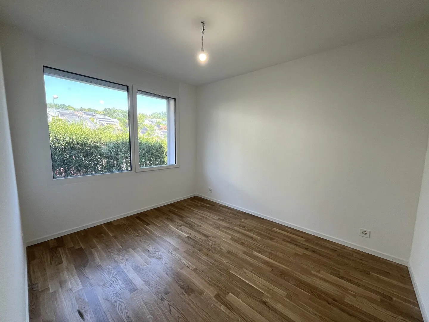 Bellissimo appartamento di 2 stanze con terrazza a Yens - Foto 8 di 8