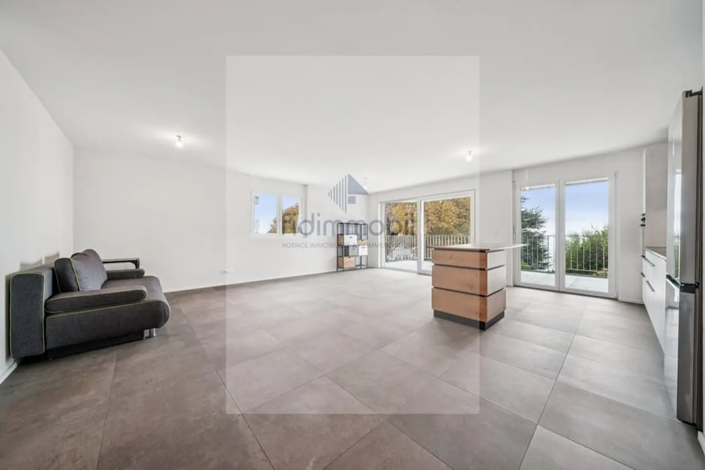 Luxuriöse 3,5-Zimmer-Wohnung zur Miete in St-Aubin - Foto 2 von 11