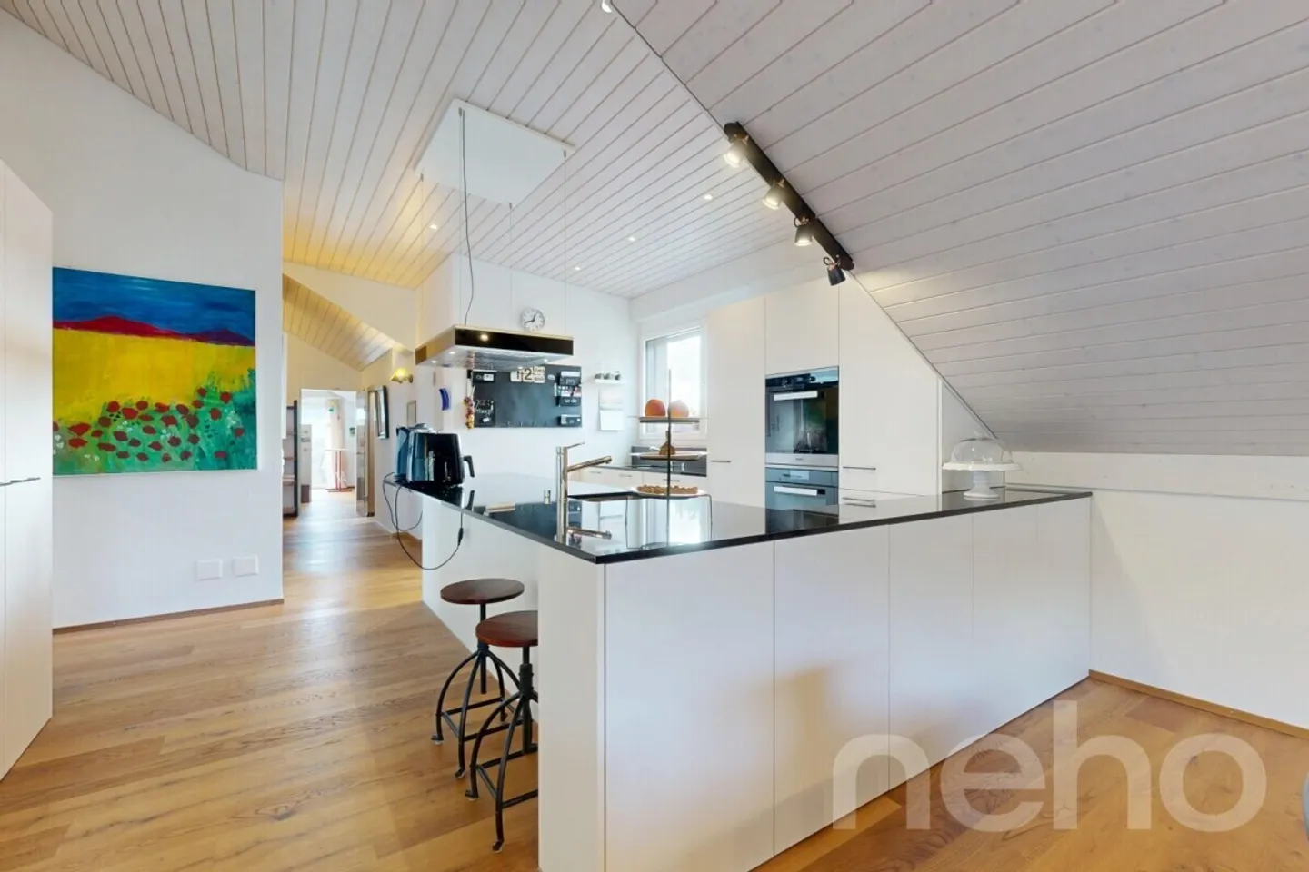 Exclusive Attic Apartment with Sauna - Photo 5 of 12