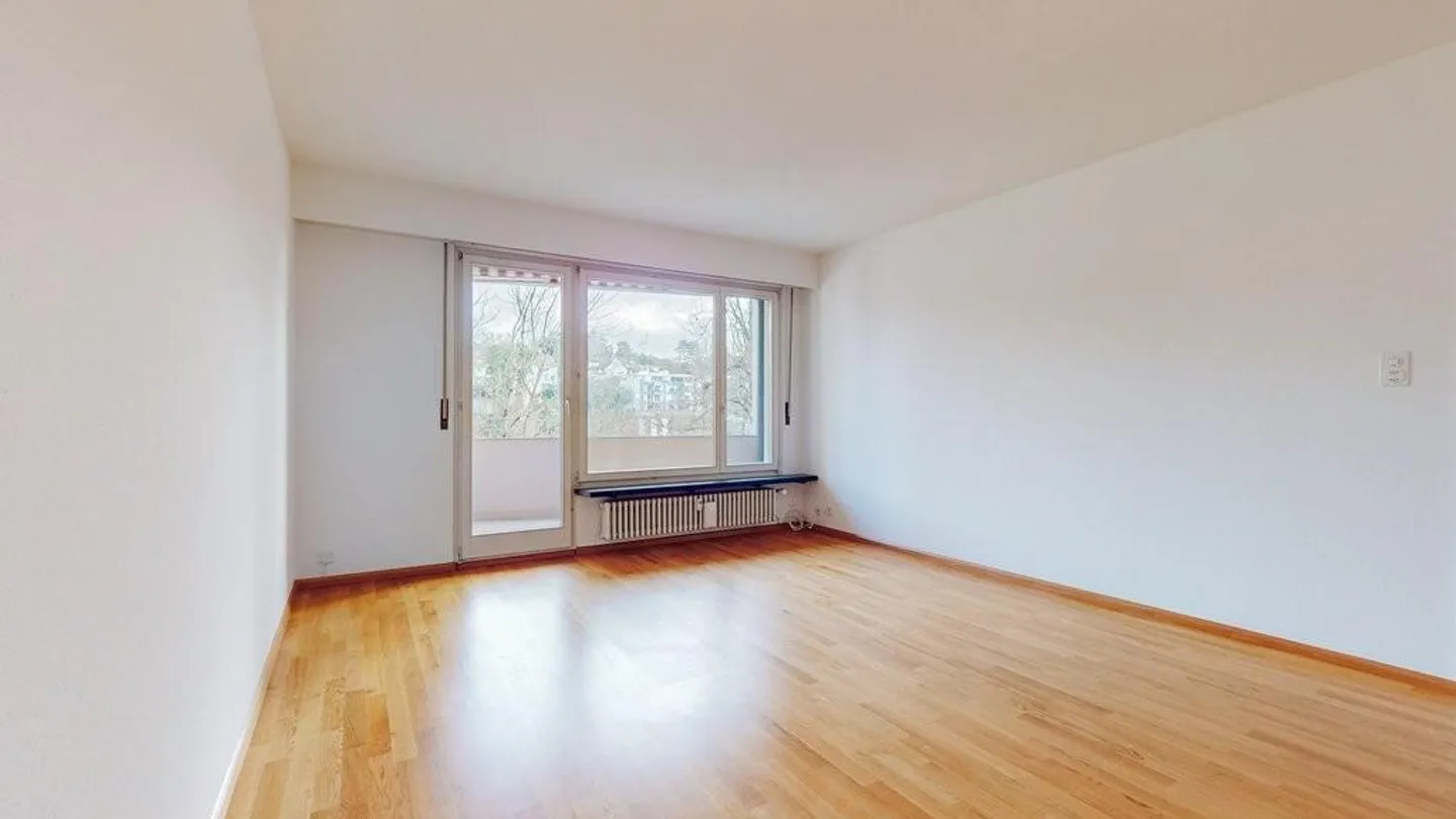 Vivere centralmente a Binningen vicino alla città - Foto 8 di 11
