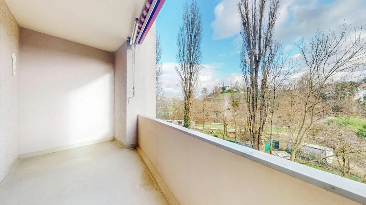 Vivere centralmente a Binningen vicino alla città - Foto 10 di 11