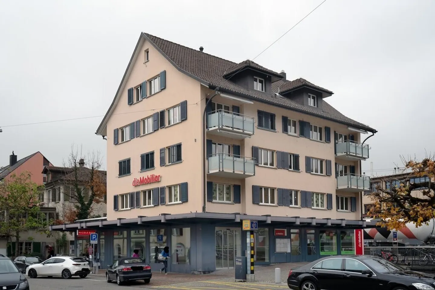 Ihr neues Zuhause am Zürichsee - Photo 1 of 5