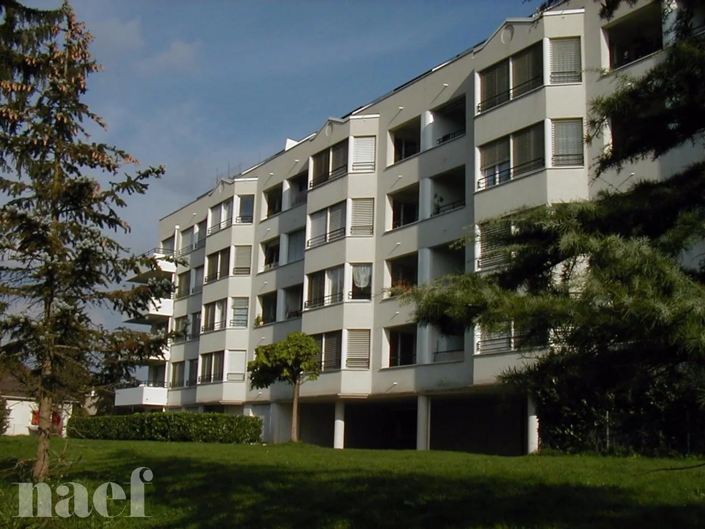 Posto auto coperto - Foto 1 di 1