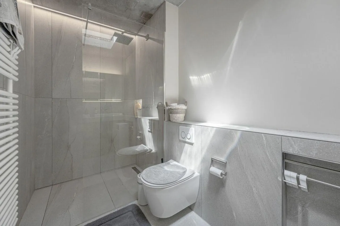 Casa a schiera angolare 4.5 camere con vista lago non ostacolata - Foto 8 di 10