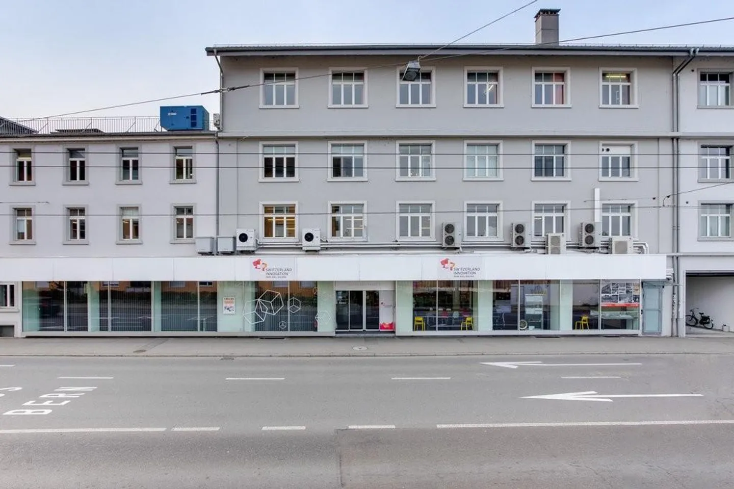 Modernes Büro im KUBUS - Foto 1 von 7