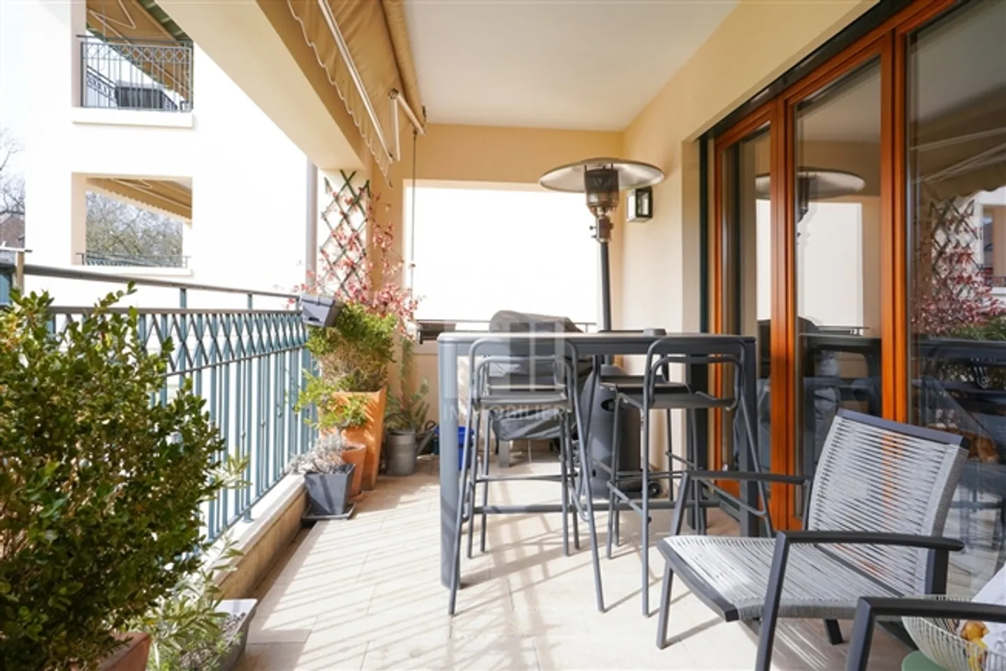 5-Zimmer-Wohnung von etwa 148m2 + Balkon - Foto 4 von 14