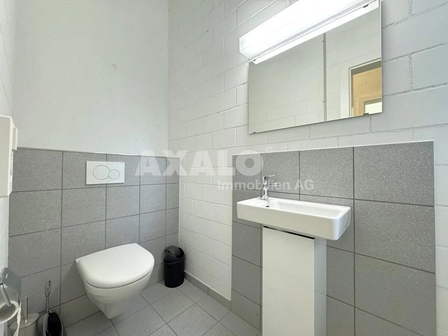 Espace commercial au rez-de-chaussée pour diverses possibilités d'utilisation... - Photo 9 sur 10