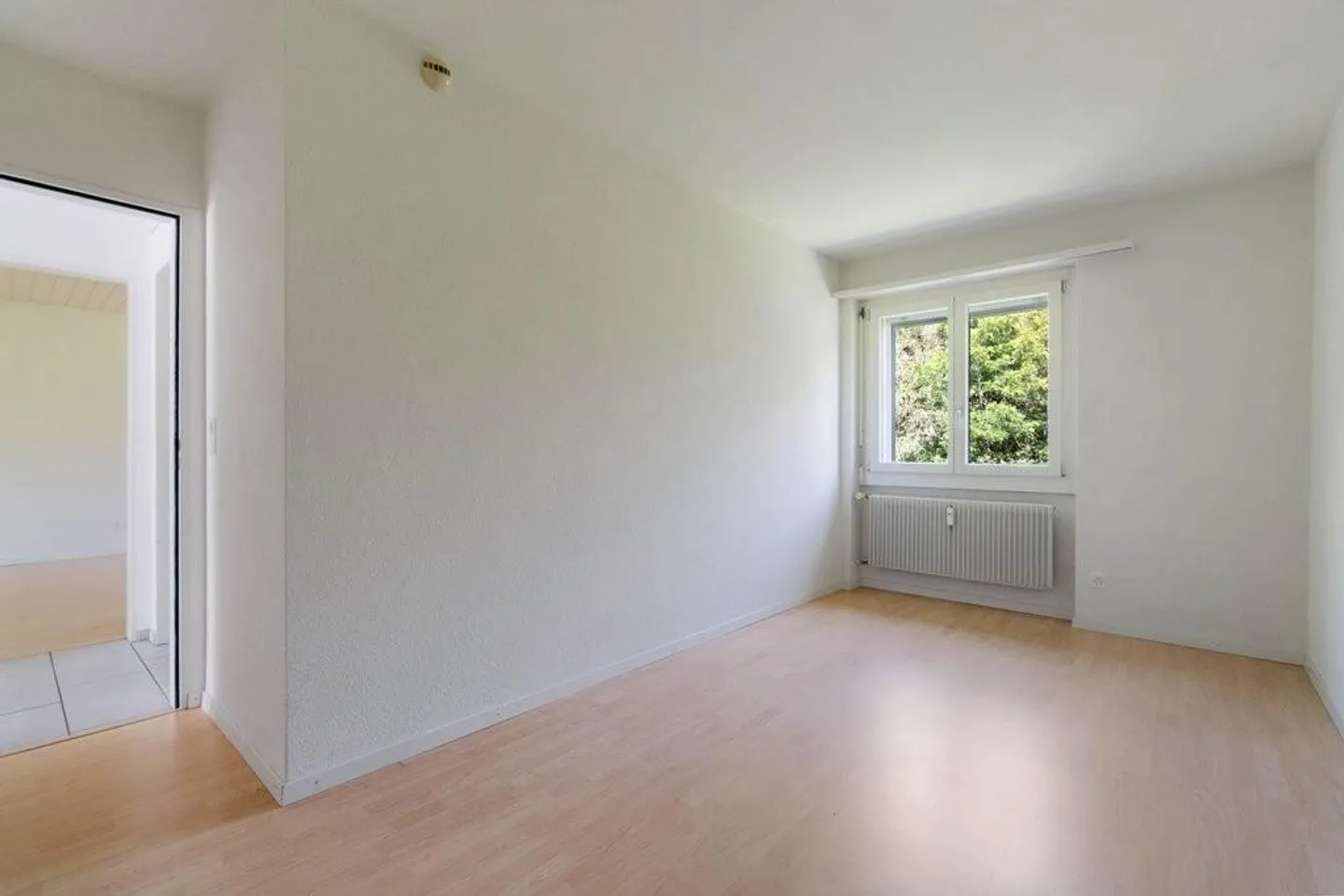 Grosszügige Wohnung mit Wintergarten - Foto 8 von 9