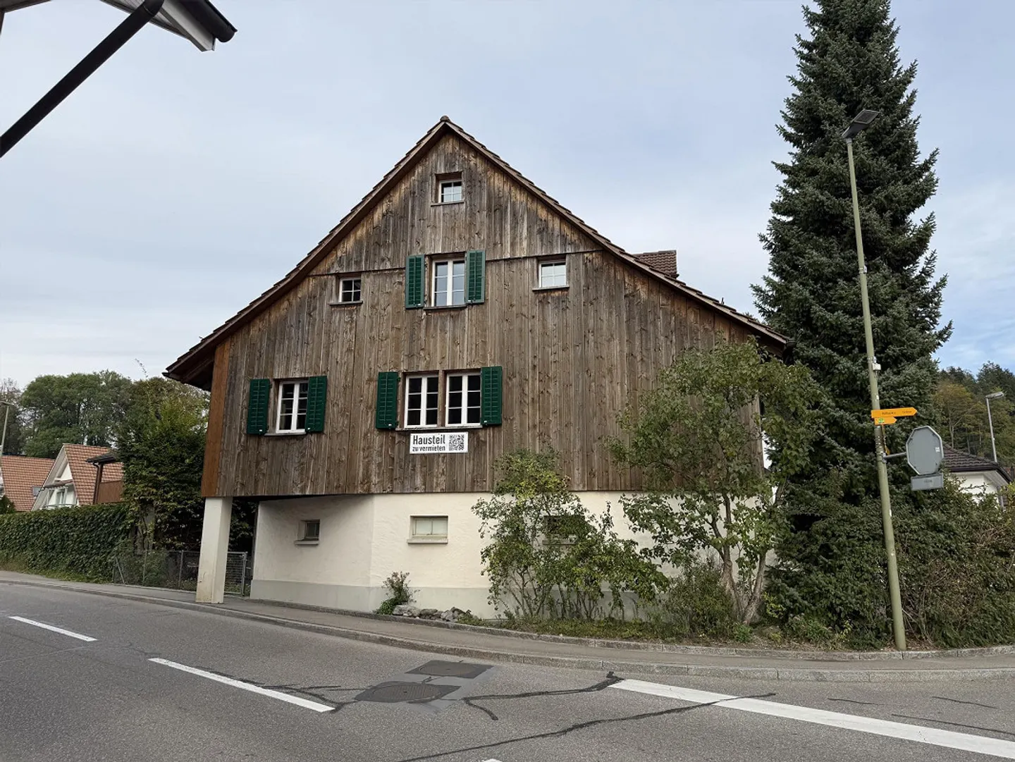 Grand appartement de 3,5 pièces avec garage et place de parking à louer - Photo 3 sur 23