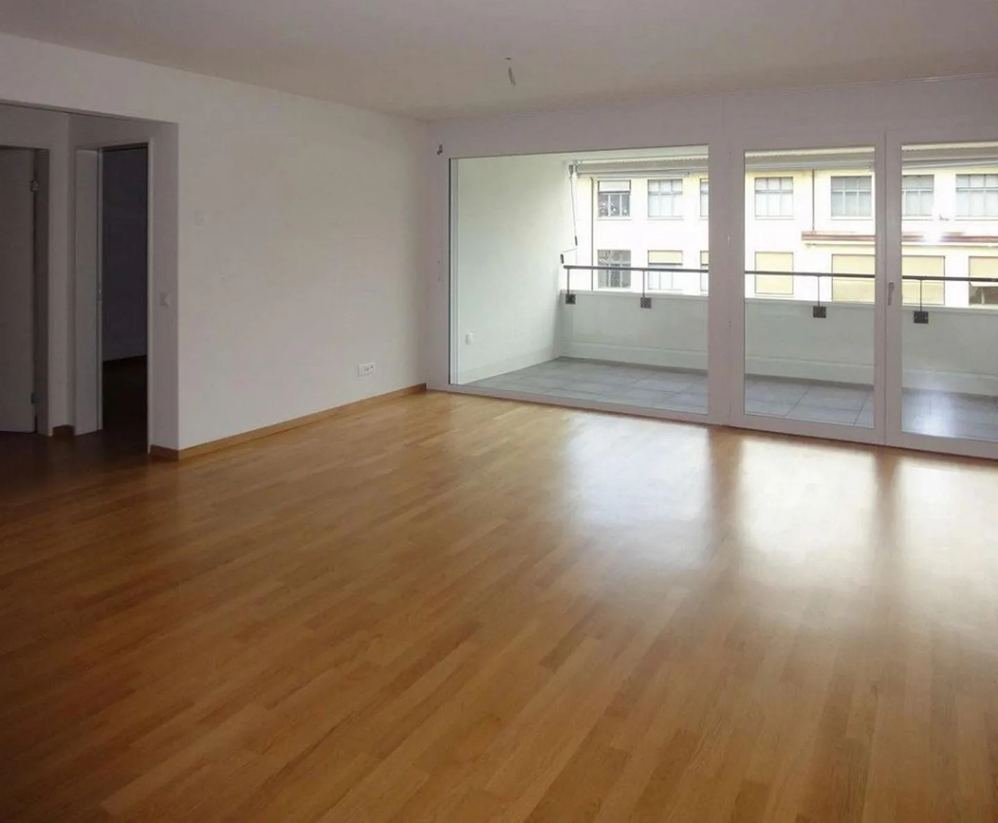 Zentral und doch im grünen Wohnen - Foto 2 von 6