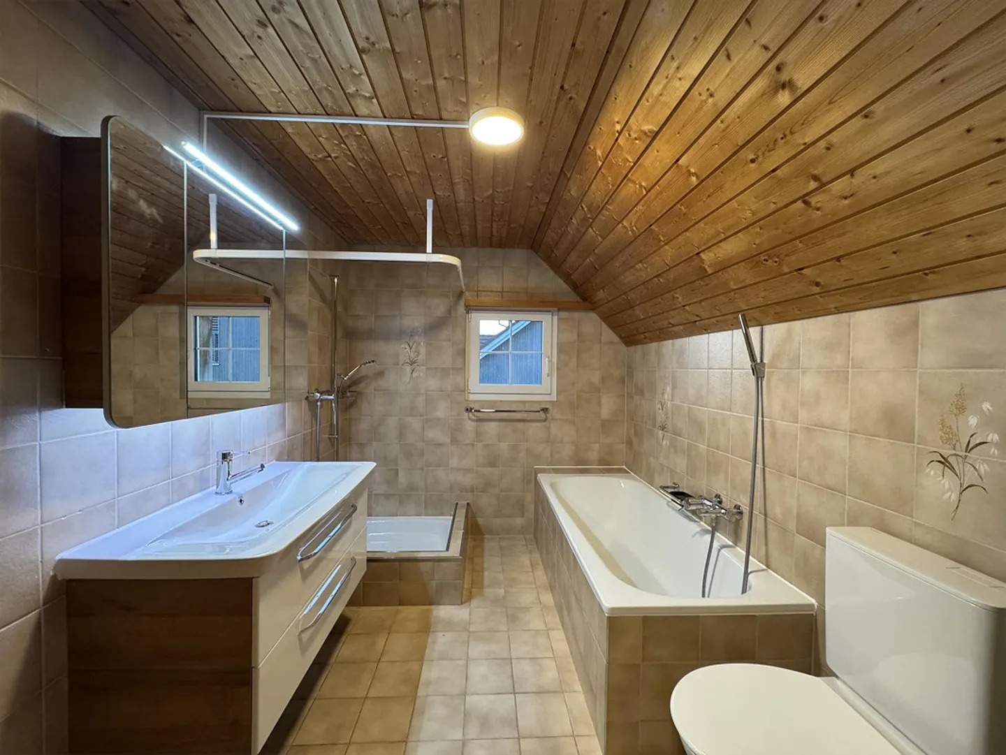 Grand appartement de 3,5 pièces avec garage et place de parking à louer - Photo 10 sur 23