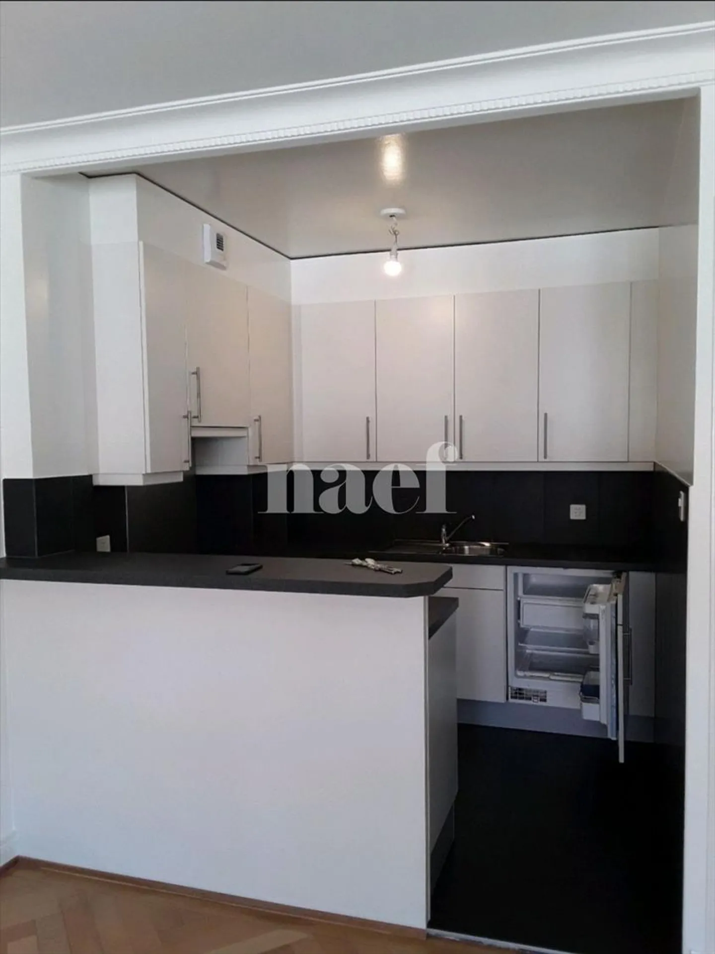 2.5 Room Apartment - Photo 3 of 8