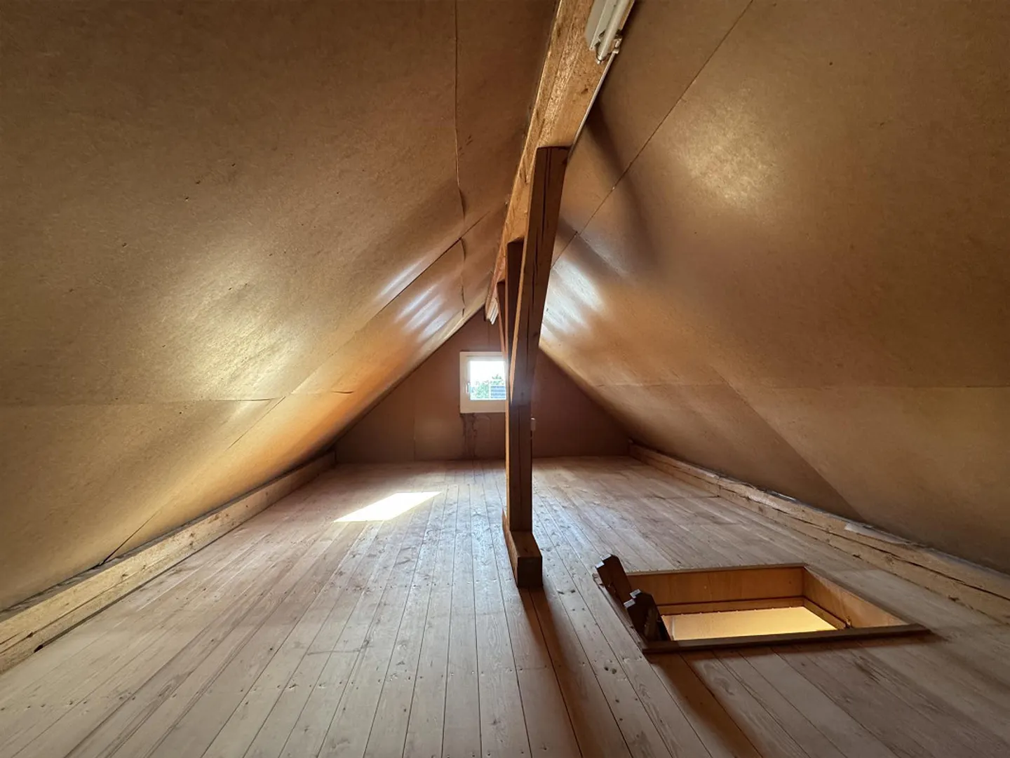 Grand appartement de 3,5 pièces avec garage et place de parking à louer - Photo 17 sur 23