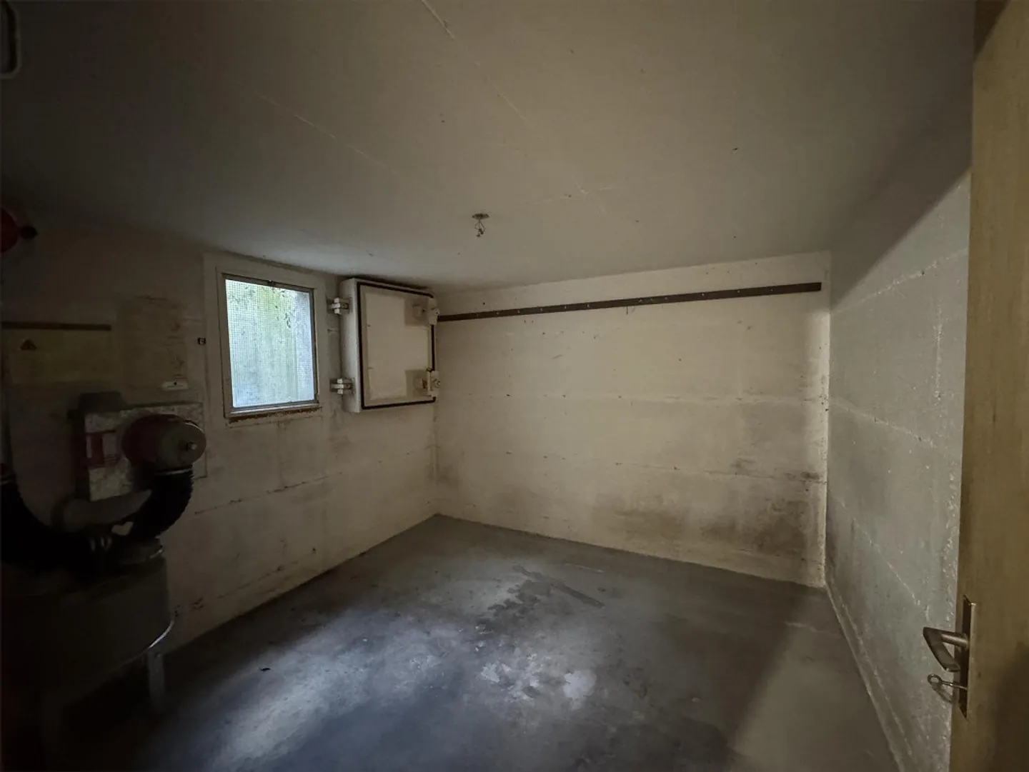 Grand appartement de 3,5 pièces avec garage et place de parking à louer - Photo 22 sur 23