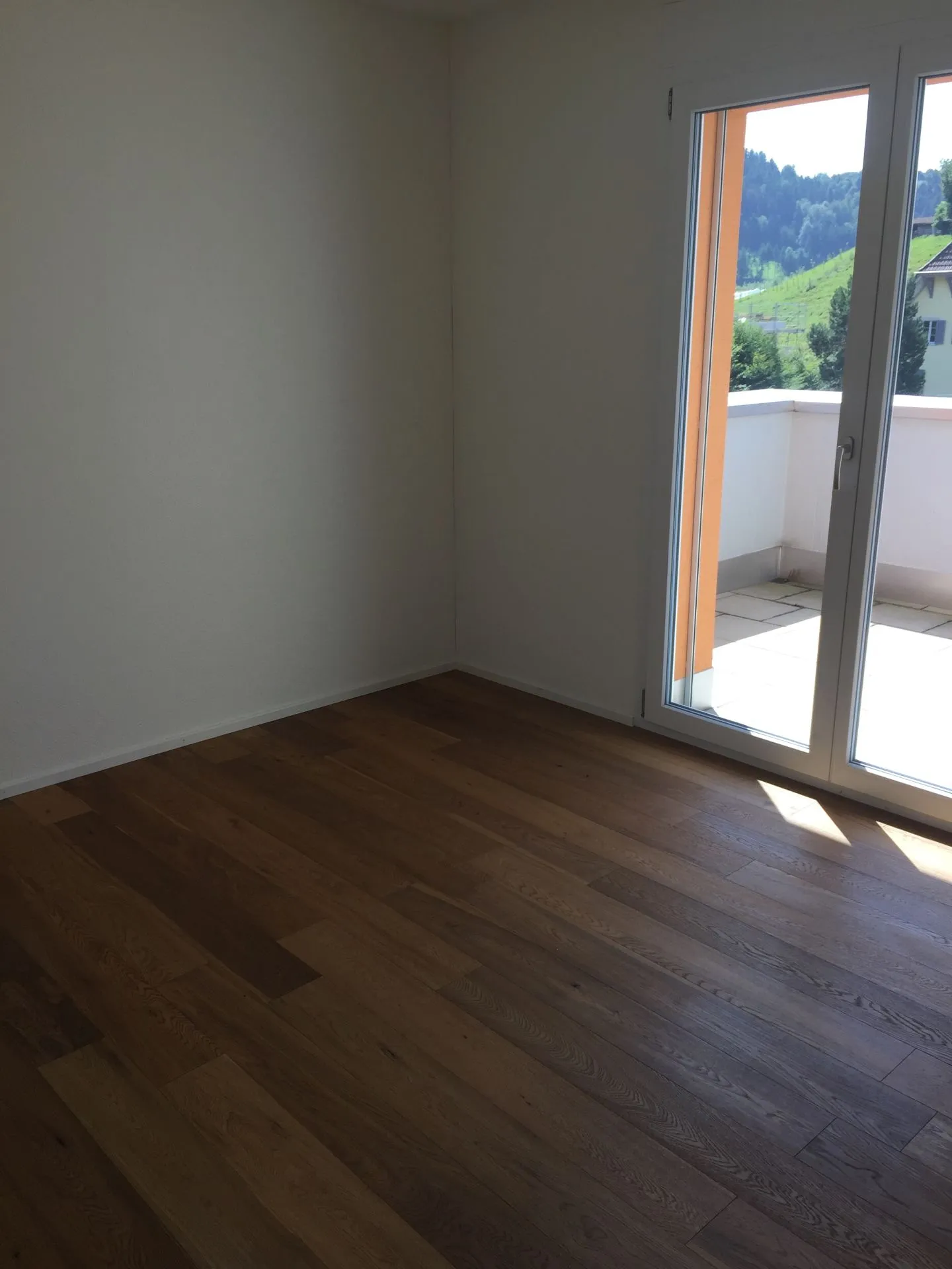 Charming, bright 3-room apartment in a central location! - Photo 7 of 8