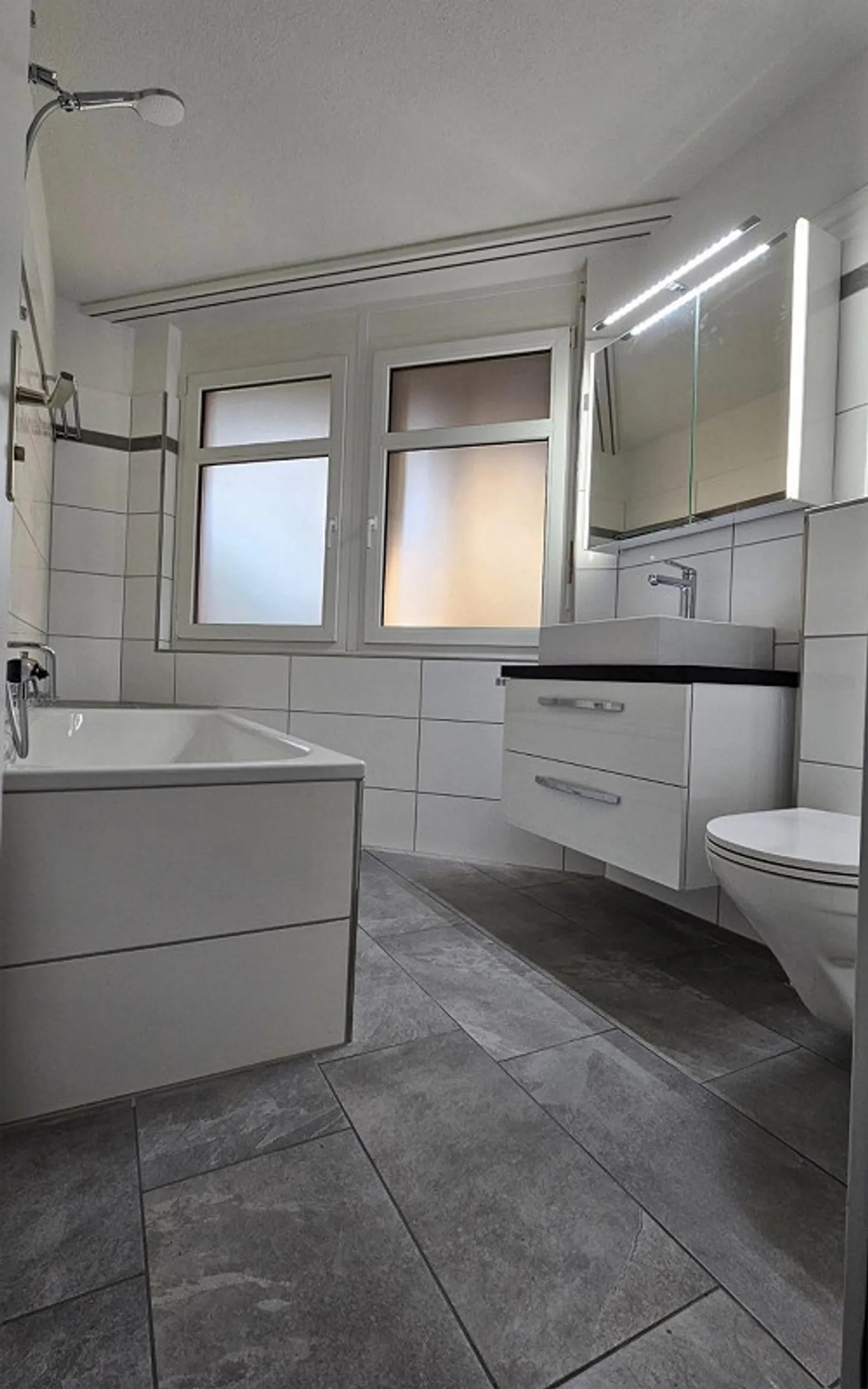 Appartamento con giardino 3,5 locali disponibile dal 01.07 - Foto 6 di 12