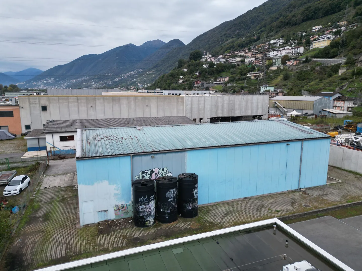 Stabile Commerciale Riazzino - Foto 7 di 10