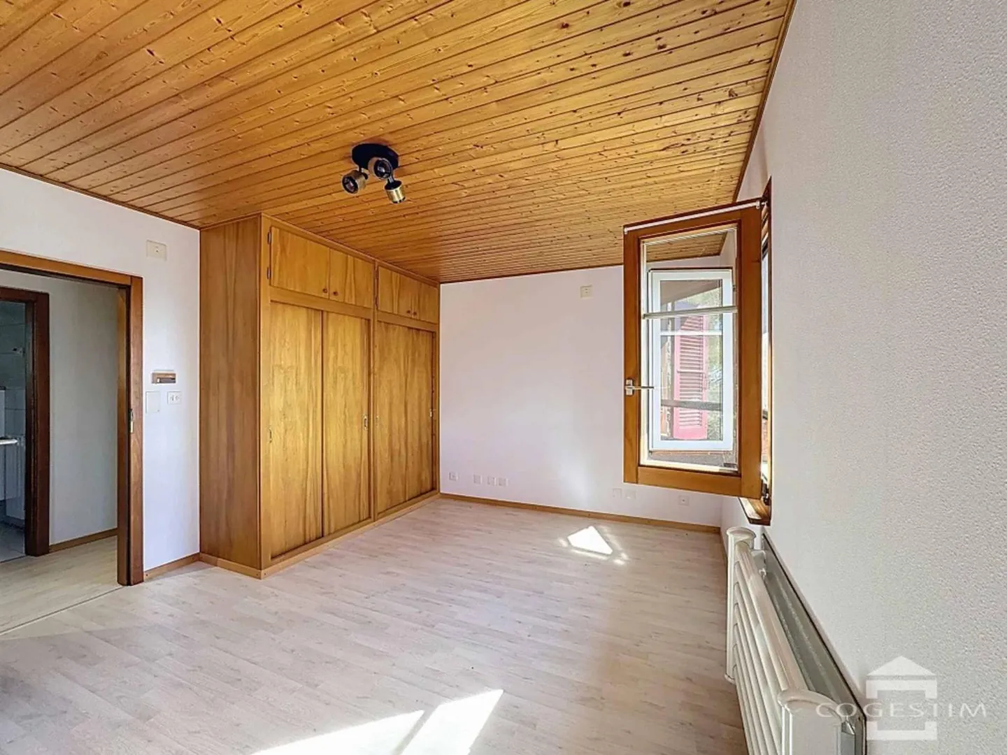 Charmante Maison Familiale à Grandevent - Photo 3 sur 12