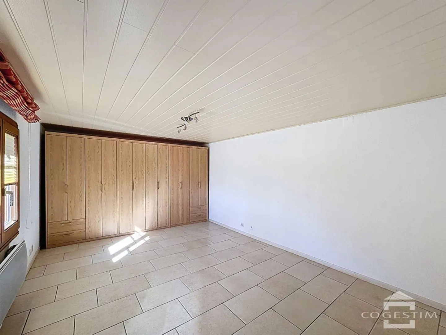 Charmante Maison Familiale à Grandevent - Photo 4 sur 12