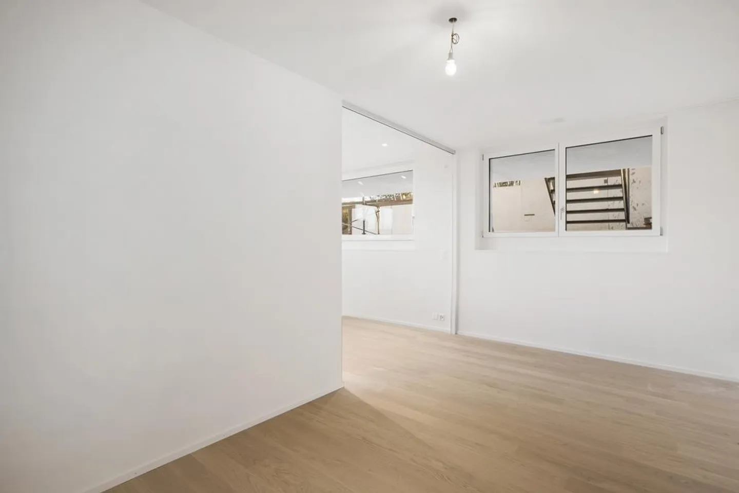 Luxurious living in Binningen - Photo 4 of 10