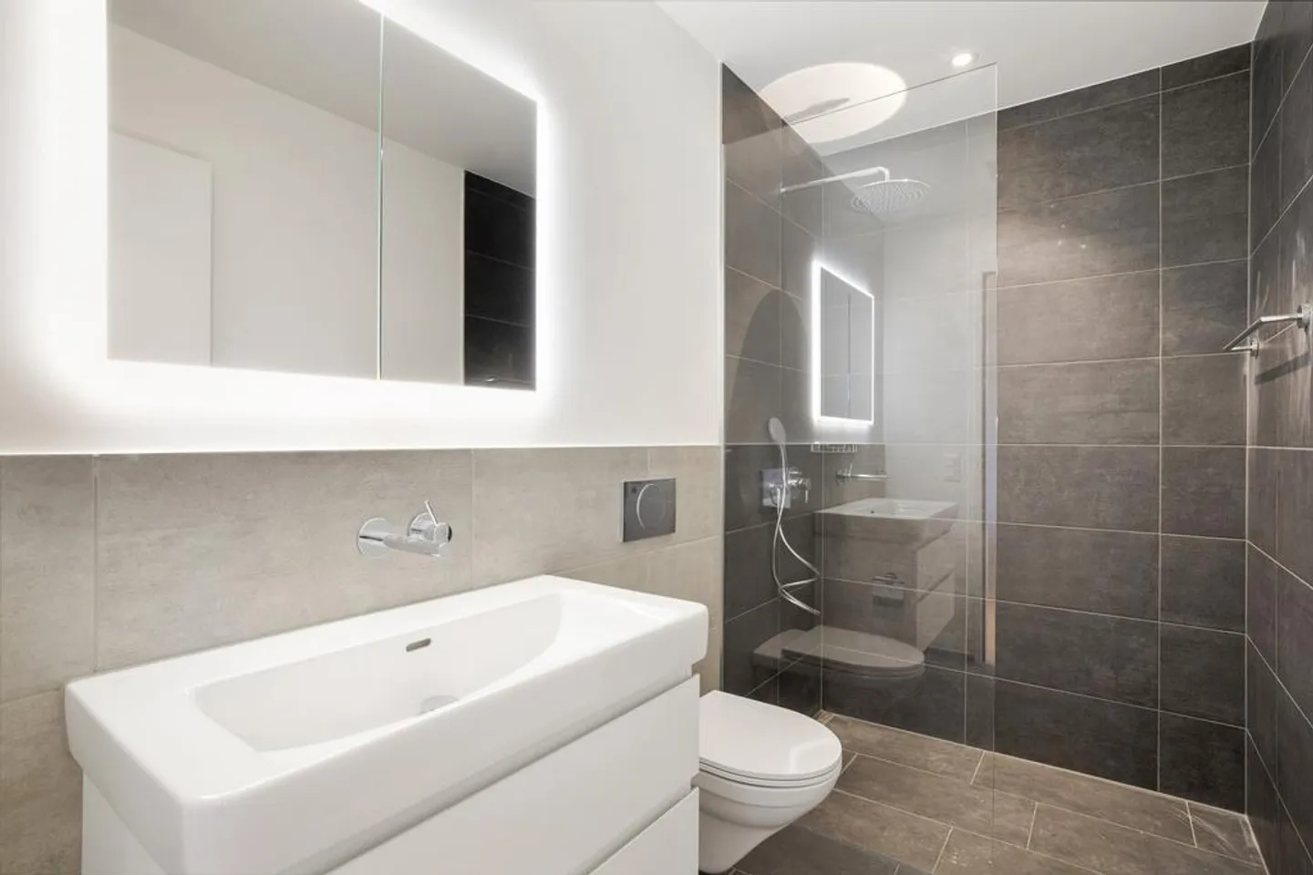 Luxurious living in Binningen - Photo 8 of 10