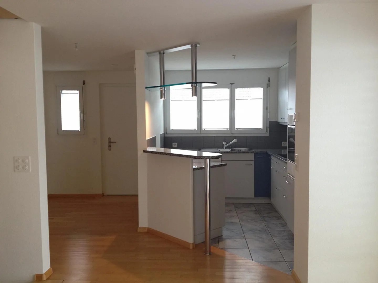 Beautiful double-family house in a quiet location - Photo 3 of 12