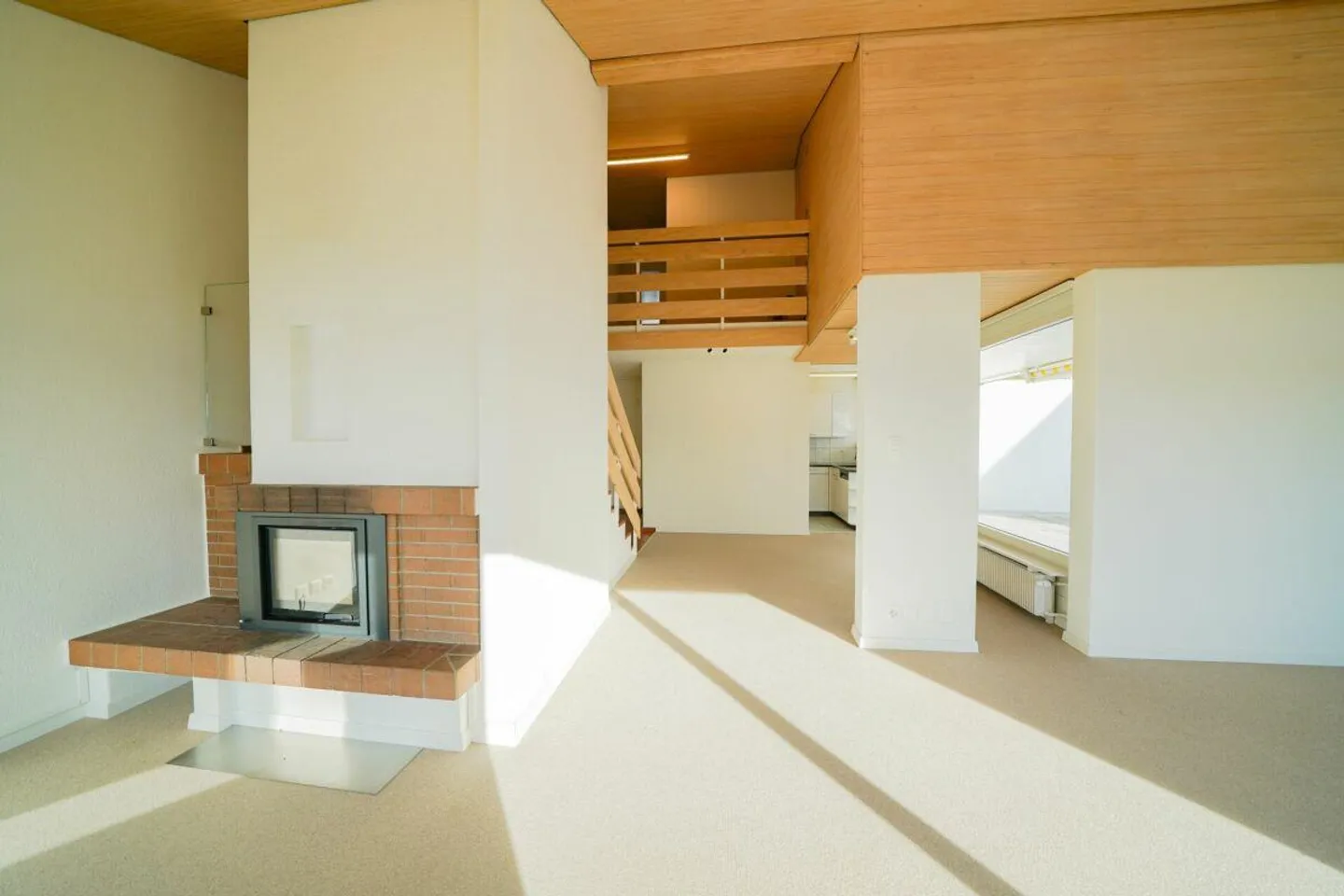 Detached single-family house with impressive panoramic views - Photo 3 of 13