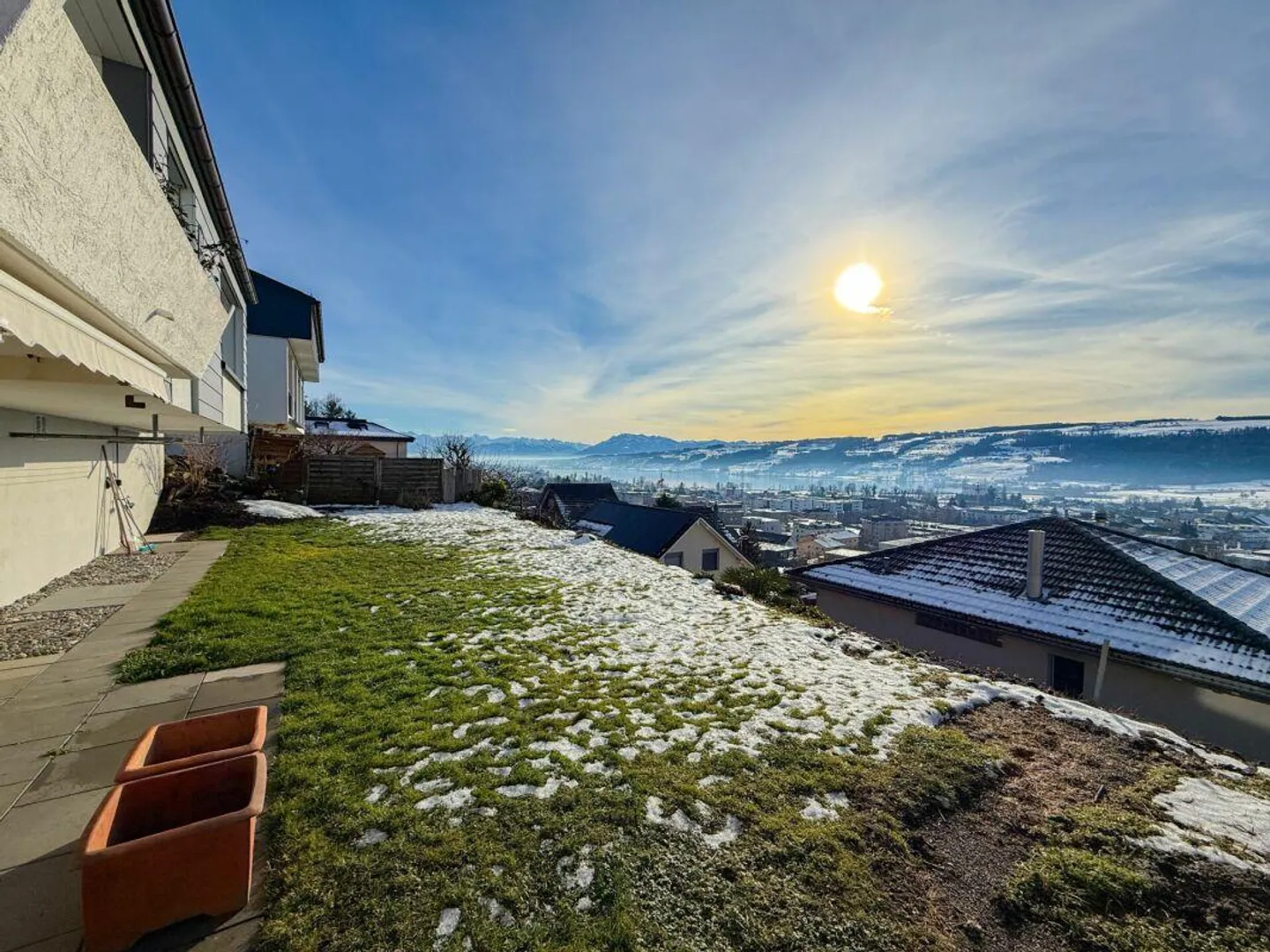 Detached single-family house with impressive panoramic views - Photo 5 of 13