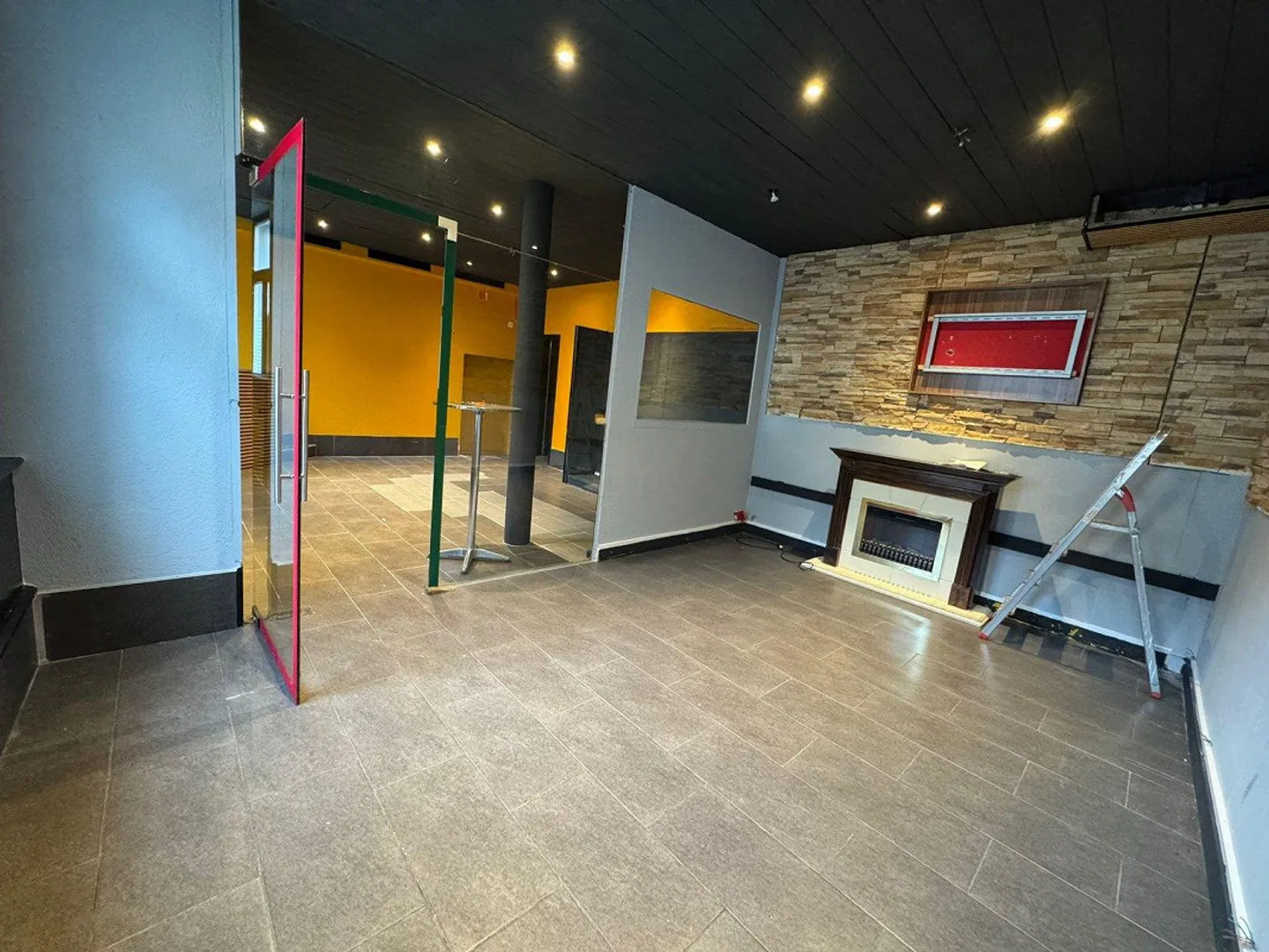 Espace gastro ou commercial charmant dans un emplacement central à St. Gallen - Photo 2 sur 9