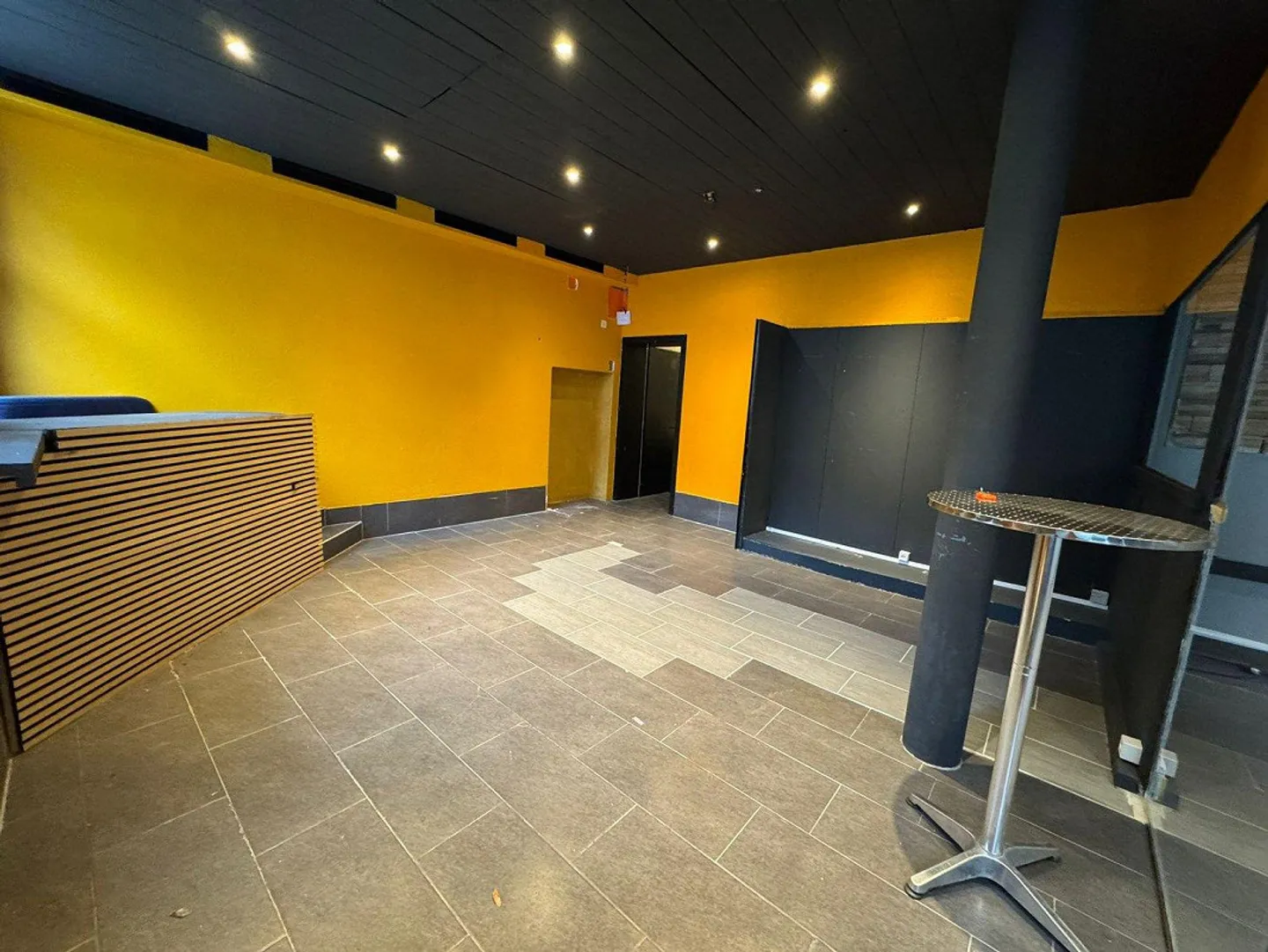 Espace gastro ou commercial charmant dans un emplacement central à St. Gallen - Photo 3 sur 9