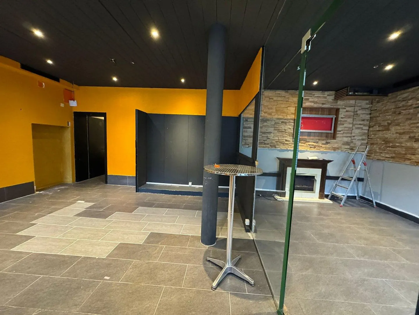Espace gastro ou commercial charmant dans un emplacement central à St. Gallen - Photo 4 sur 9