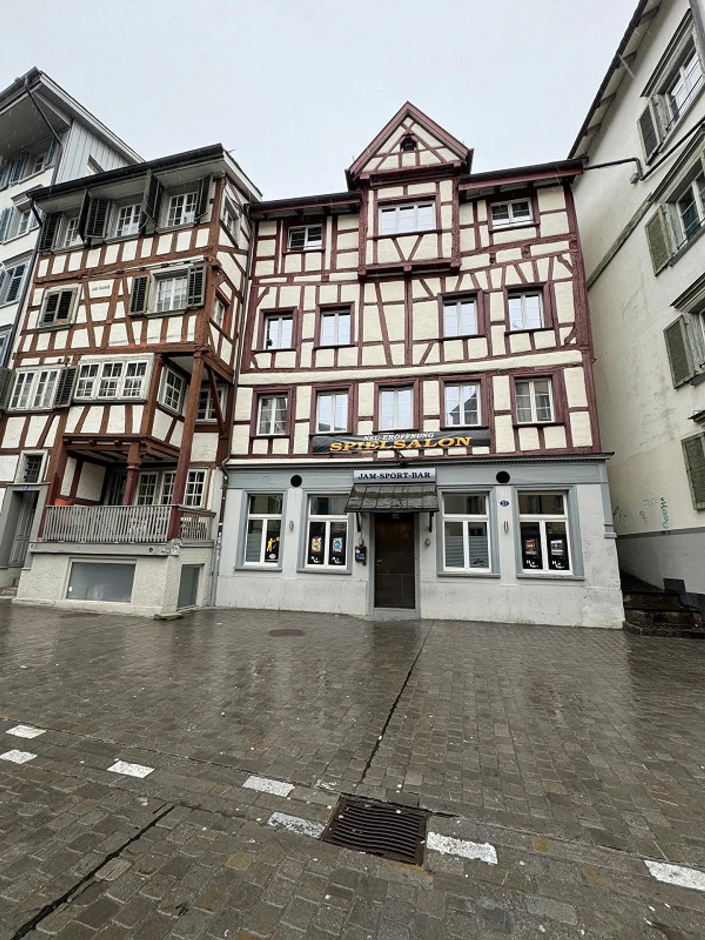 Espace gastro ou commercial charmant dans un emplacement central à St. Gallen - Photo 8 sur 9