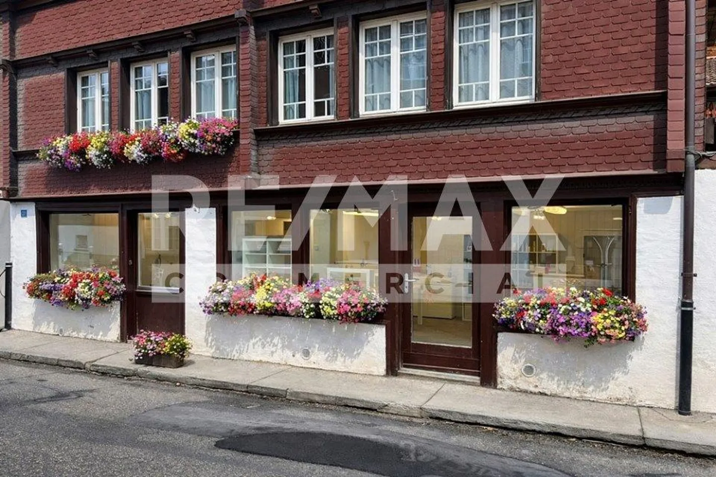 Charmanter Gewerberaum in Brienz - Foto 3 von 9