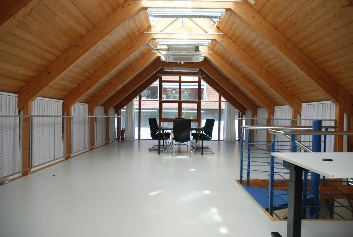 Schöne, grosszügige Büroräumlichkeiten an optimaler Lage Nähe Loryp... - Foto 5 von 20