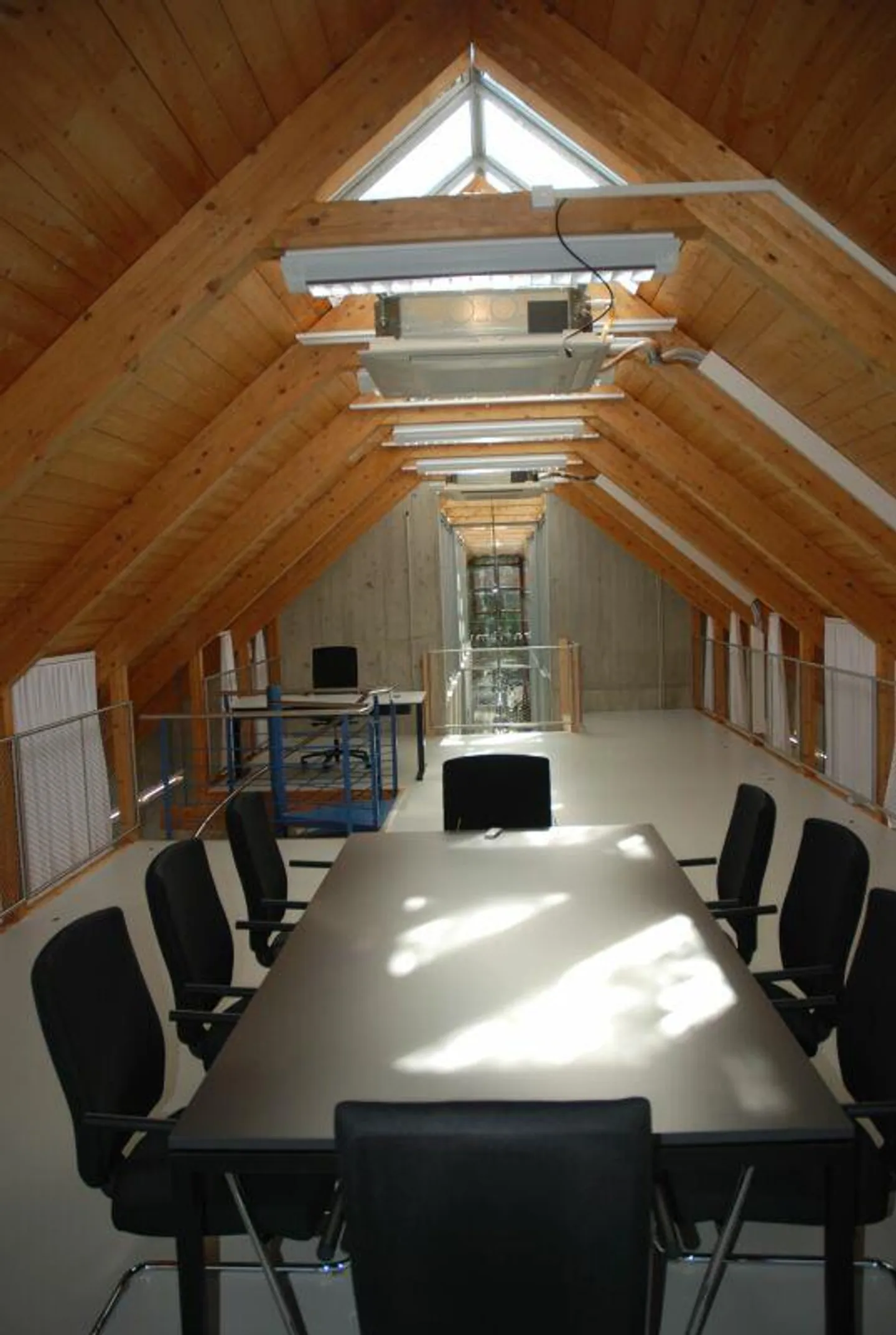 Schöne, grosszügige Büroräumlichkeiten an optimaler Lage Nähe Loryp... - Foto 6 von 20