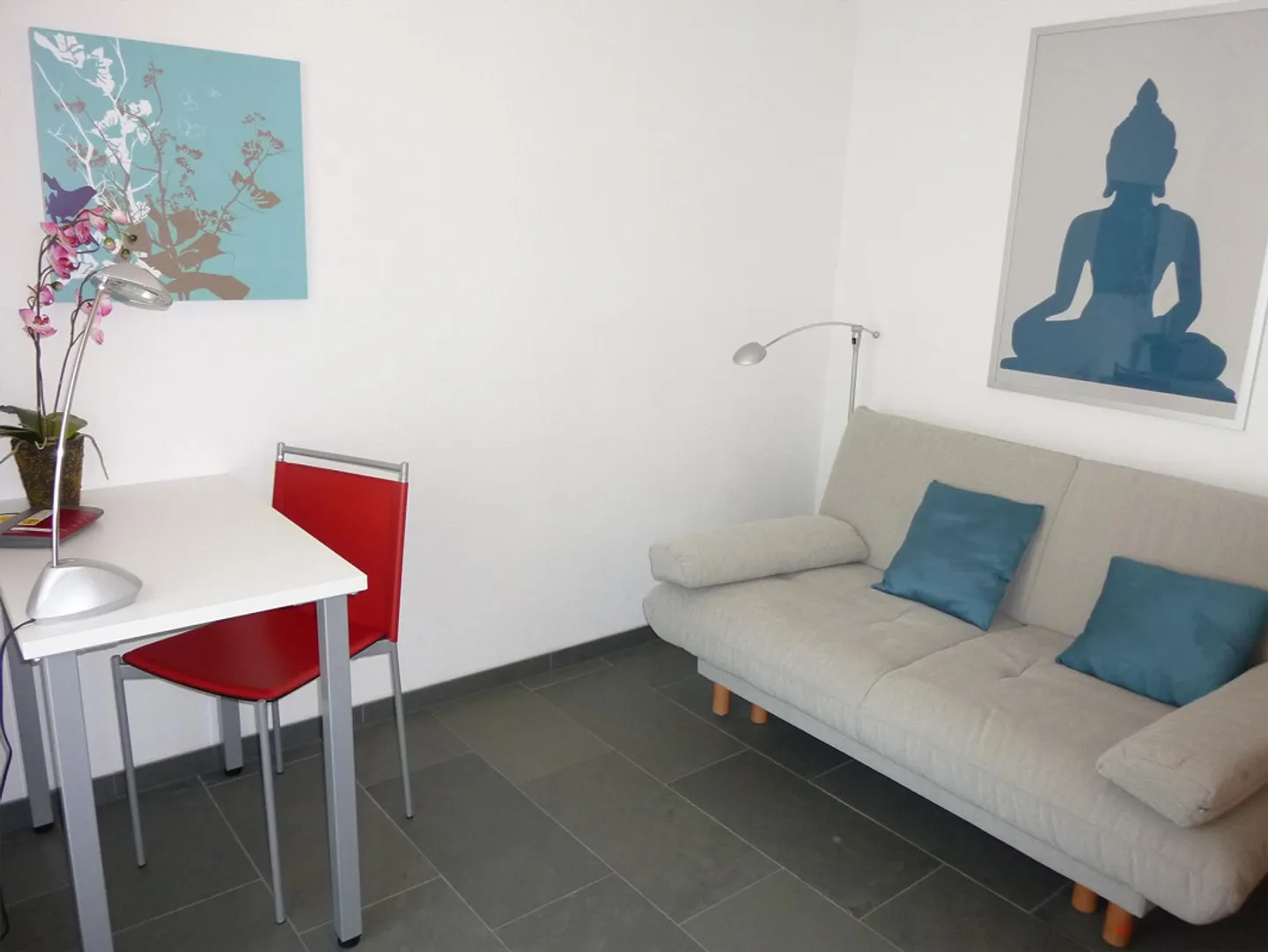 Bright and modern 4-room apartment in ownership standard - Photo 8 of 13