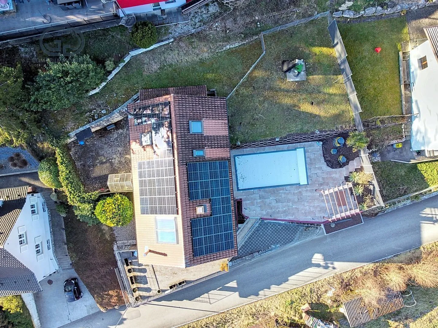 Stunning individual villa with panoramic view - Photo 13 of 13