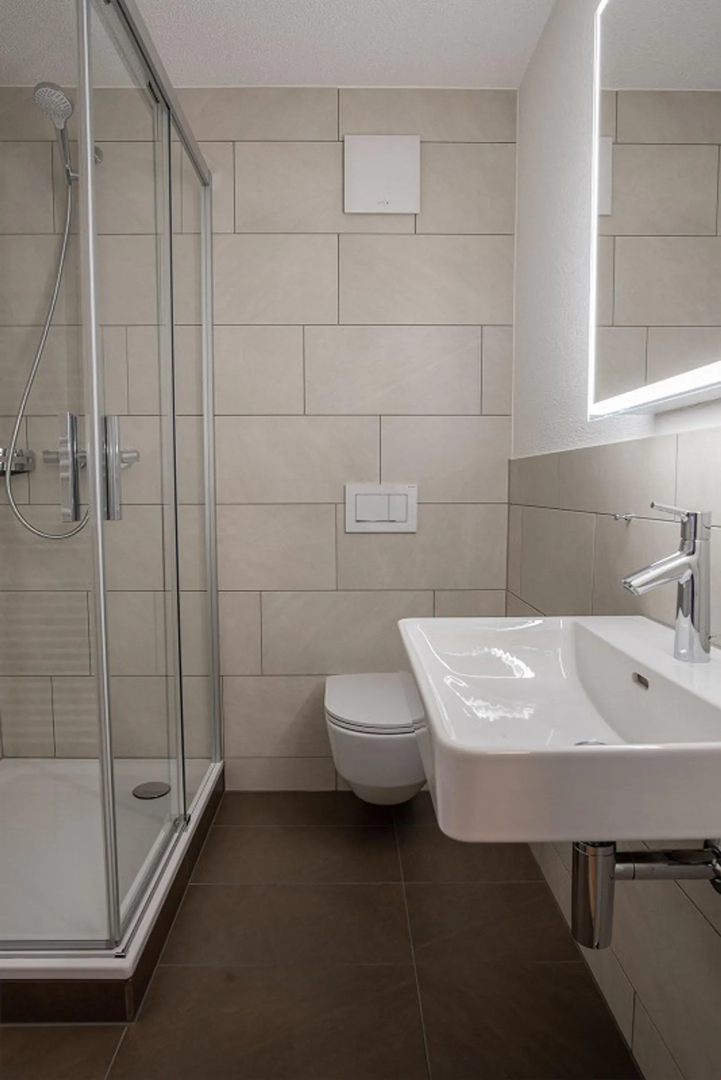 Droit. Content. Maison - Photo 5 sur 9