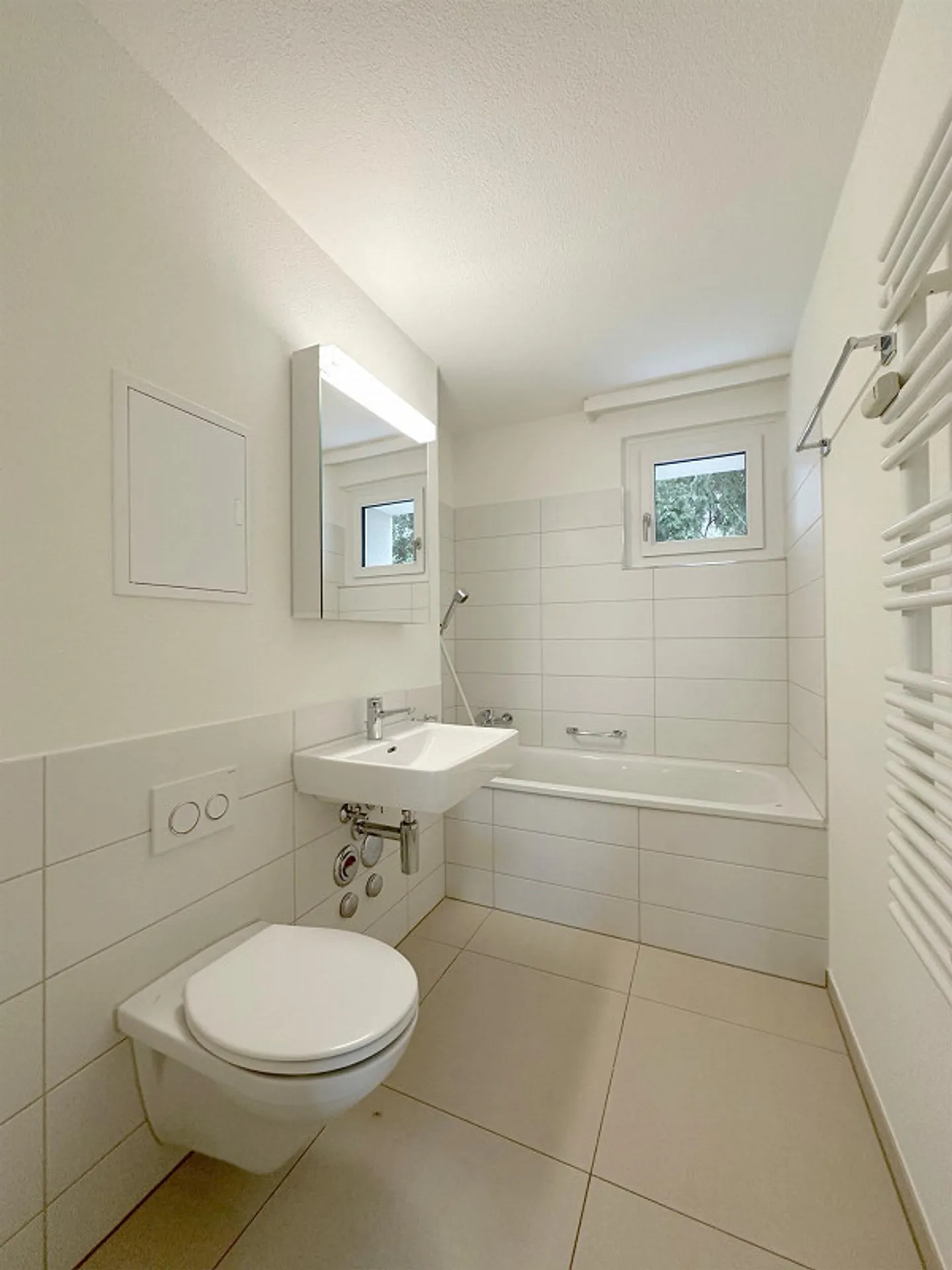 «Befristet für 1 Jahr!» - Foto 9 von 11