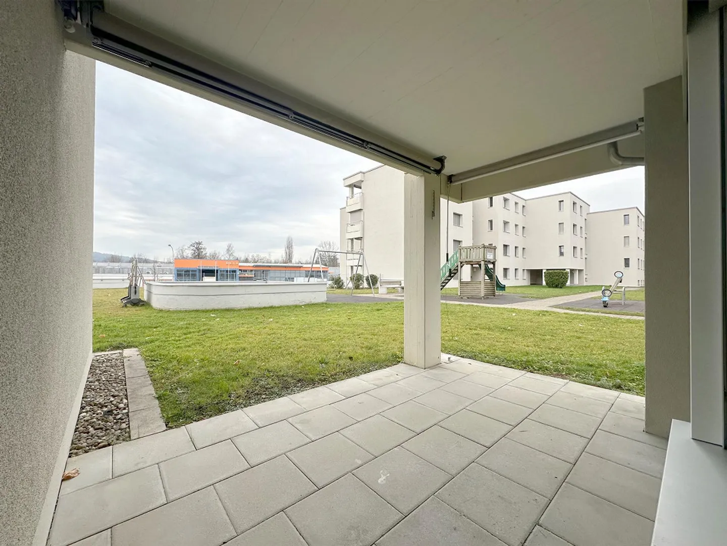 «Befristet für 1 Jahr!» - Foto 10 von 11