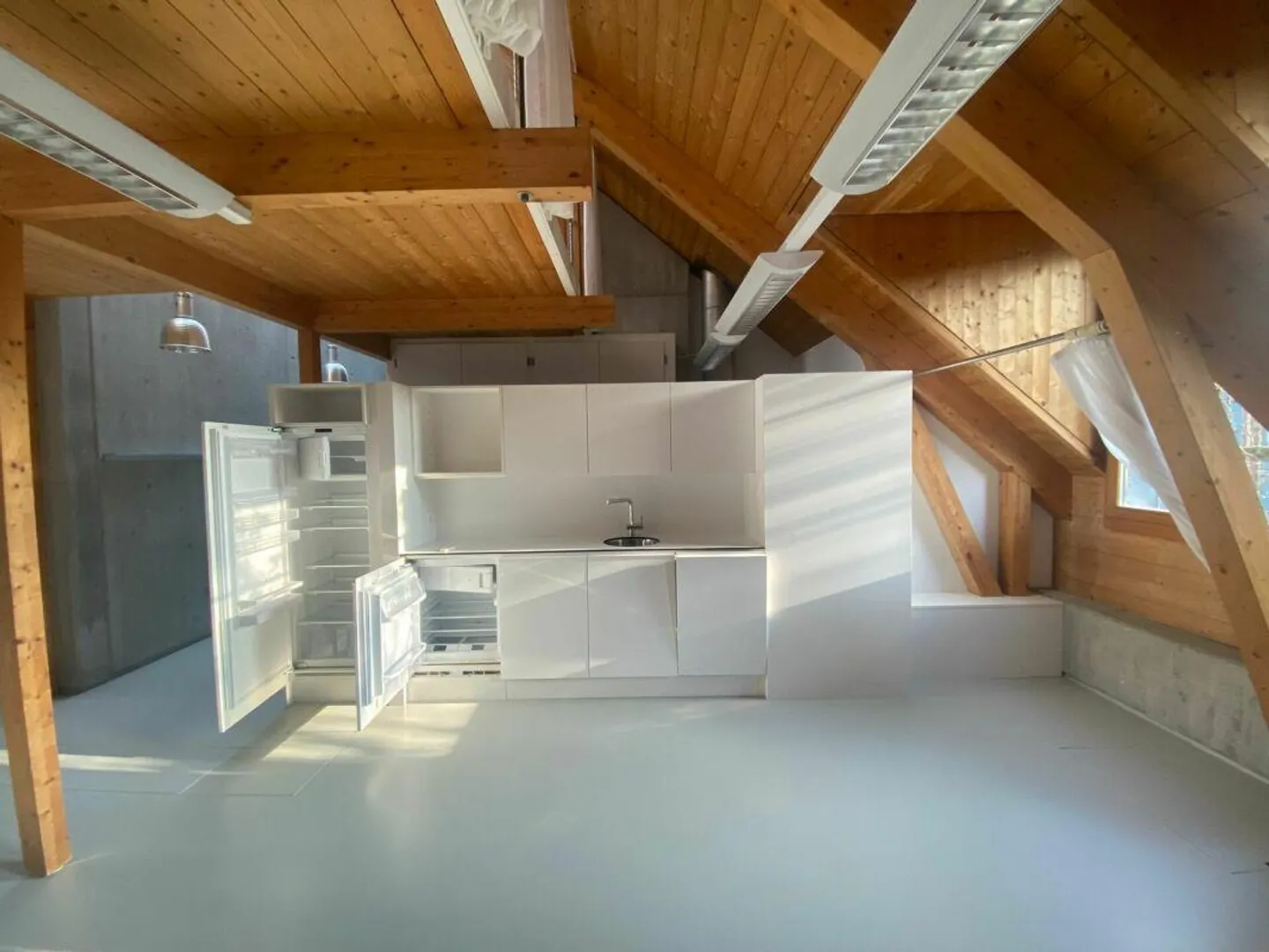 Schöne, grosszügige Büroräumlichkeiten an optimaler Lage Nähe Loryp... - Foto 8 von 20