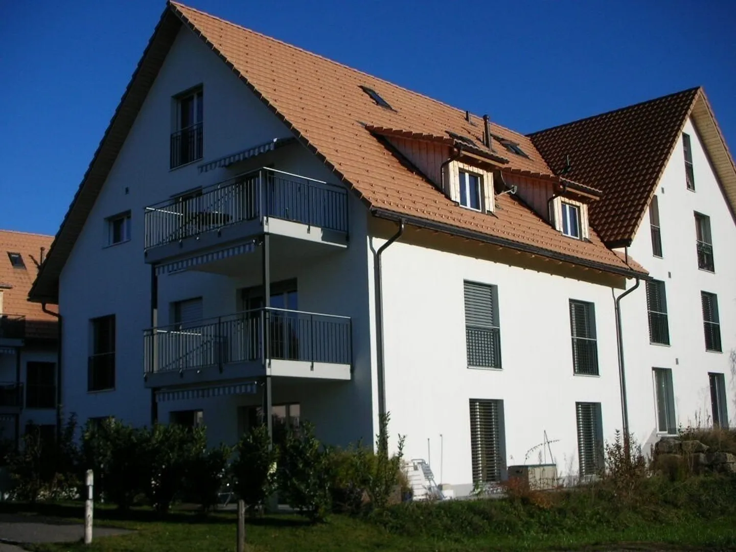 Charmante 4.5 Zimmer Wohnung im Grünen - Foto 1 von 6