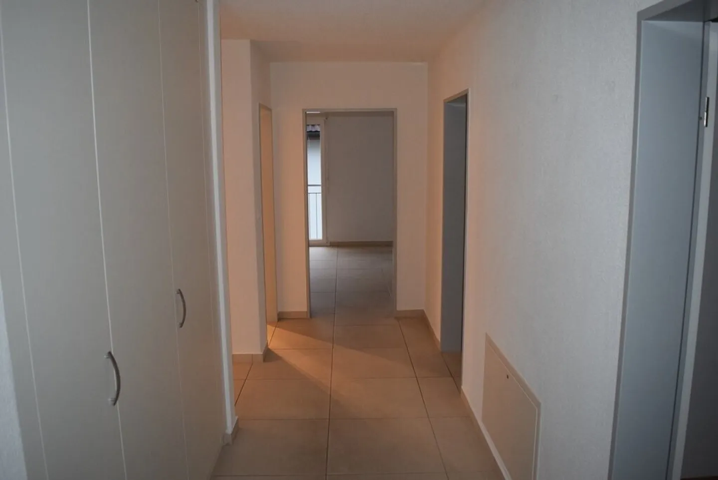 Charmante 4.5 Zimmer Wohnung im Grünen - Foto 6 von 6